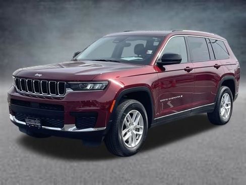 Used 2023 Jeep Grand Cherokee L Laredo w/ Luxury Tech Group I AWD/4WD image 28