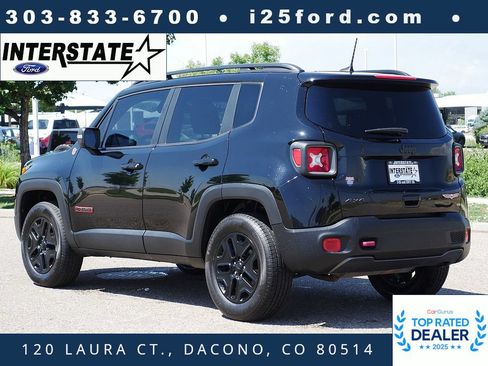 Used 2018 Jeep Renegade Trailhawk AWD/4WD image 3