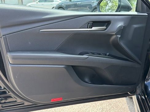 Certified 2025 Toyota Camry SE FWD image 13