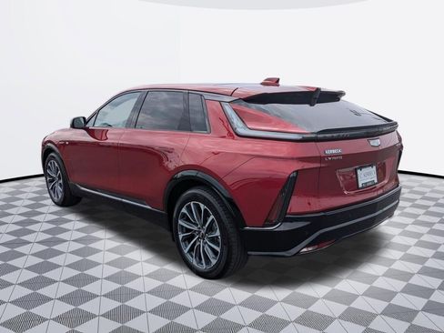 Certified 2024 Cadillac Lyriq Sport AWD/4WD image 8