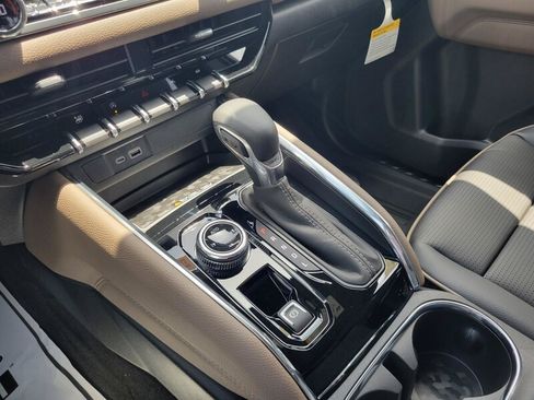 New 2026 GMC Canyon Denali AWD/4WD image 23