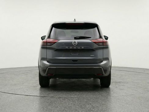 Used 2025 Nissan Rogue SV AWD/4WD image 7