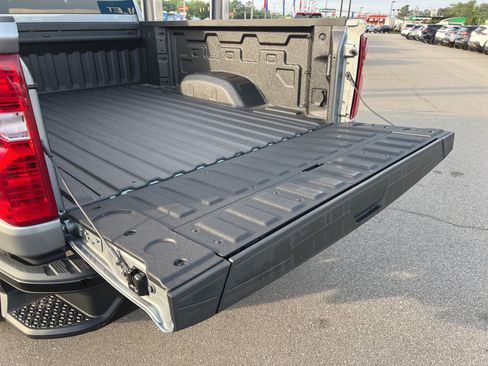 New 2026 Chevrolet Silverado 2500 Custom w/ Custom Value Package AWD/4WD image 15