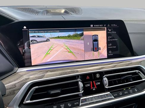 Used 2019 BMW X7 xDrive50i w/ Dynamic Handling Package AWD/4WD image 23