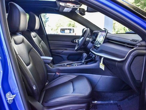 New 2026 Jeep Compass Limited w/ Sun, Sound & Navigation Group image 17