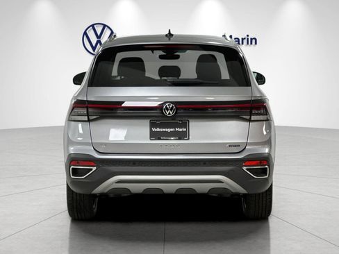 New 2026 Volkswagen Taos SE AWD/4WD image 4