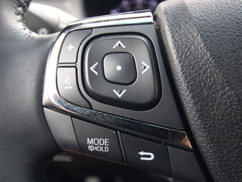 Used 2018 Toyota Avalon Limited w/ All Weather Liner Package FWD image 20