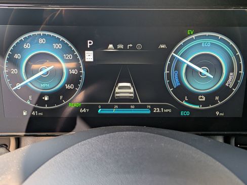 New 2026 Hyundai Elantra Sport image 9