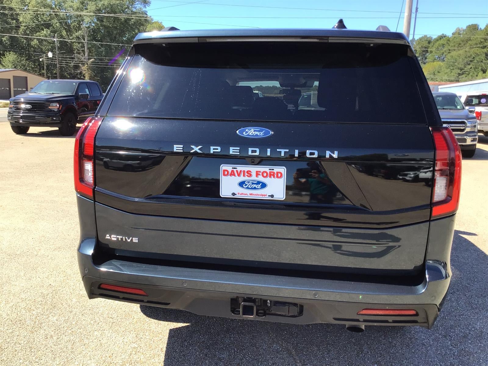 Certified 2025 Ford Expedition Active RWD image 12