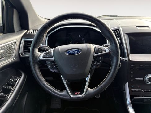 Used 2019 Ford Edge ST w/ Equipment Group 401A AWD/4WD image 13