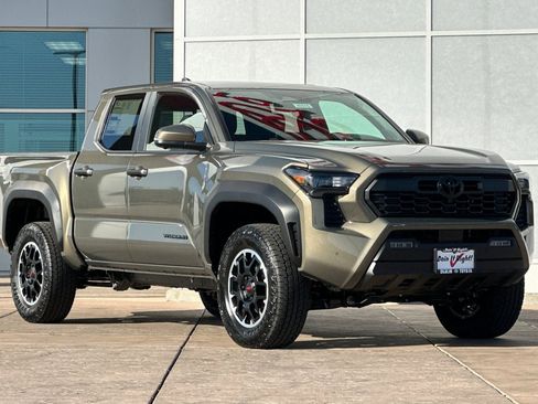 New 2026 Toyota Tacoma TRD Off-Road image 2