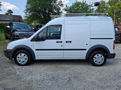 Used 2013 Ford Transit Connect XL FWD image 2