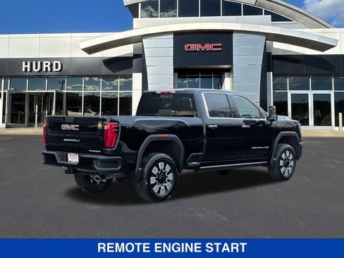 New 2026 GMC Sierra 3500 Denali w/ Denali Reserve Package AWD/4WD image 4