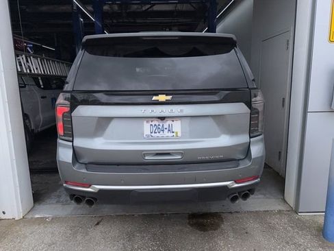 Used 2025 Chevrolet Tahoe Premier AWD/4WD image 5