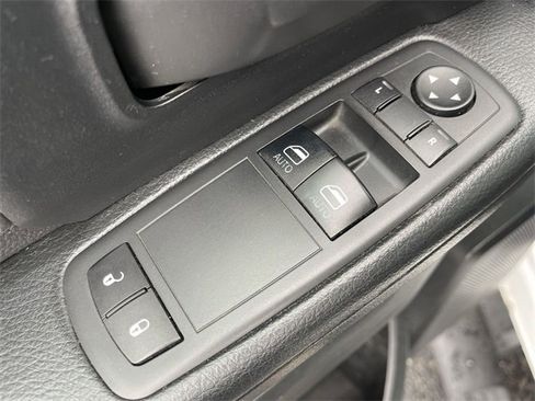 Used 2021 RAM 3500 Tradesman image 13