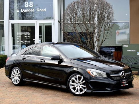 Used 2014 Mercedes-Benz CLA 250 4MATIC image 2