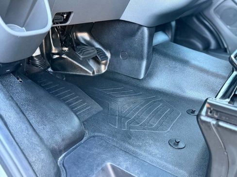 Used 2024 Ford Transit 250 Low Roof w/ Exterior Upgrade Package image 5