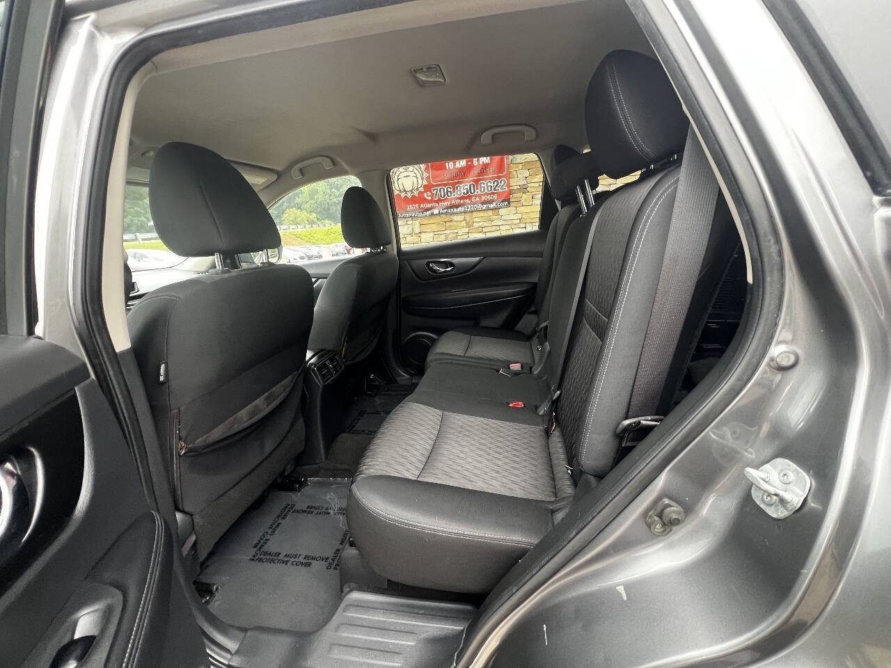 Used 2017 Nissan Rogue SV FWD image 15