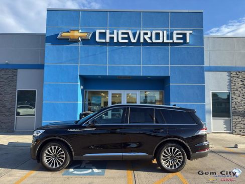 Used 2022 Lincoln Aviator Reserve w/ Equipment Group 201A image 1