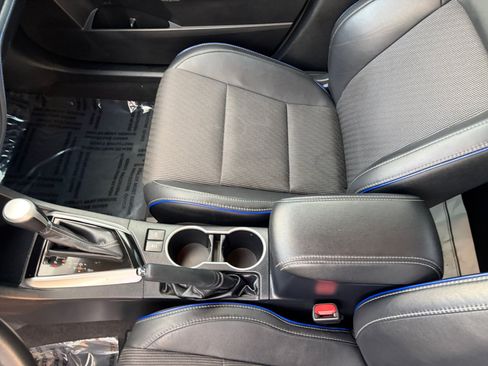 Used 2017 Toyota Corolla SE w/ Carpet Mat Package (TMS) FWD image 16
