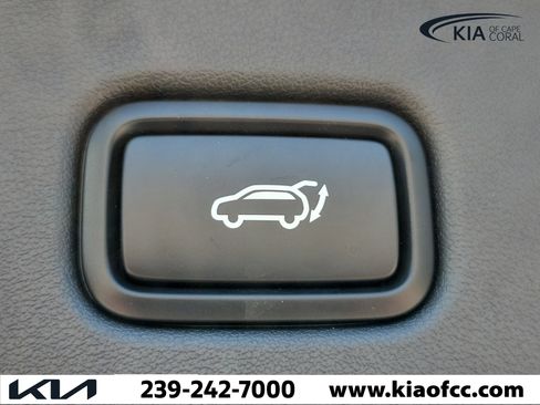 New 2025 Kia EV6 Wind RWD image 10
