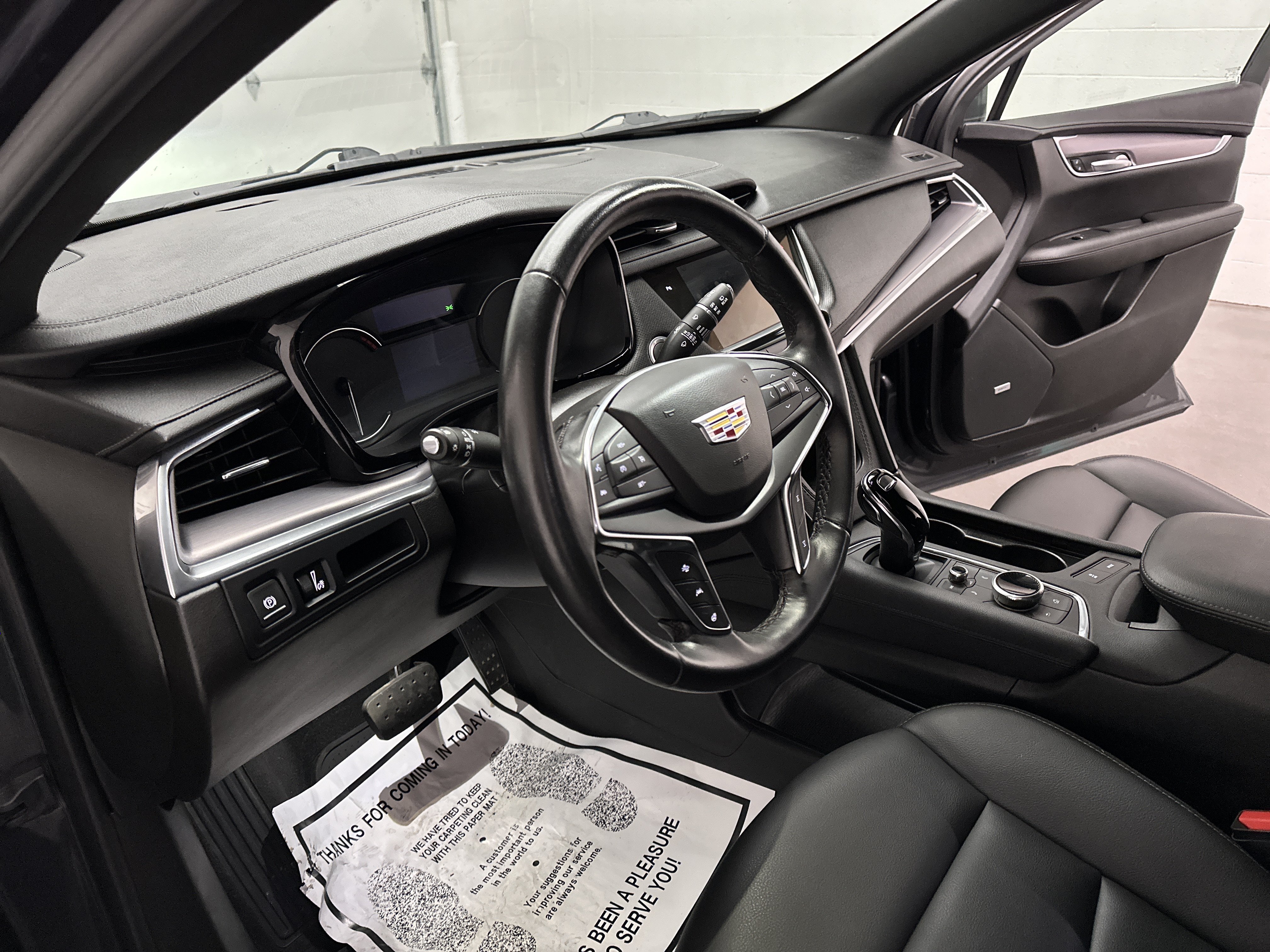 Used 2023 Cadillac XT5 Luxury AWD/4WD image 18
