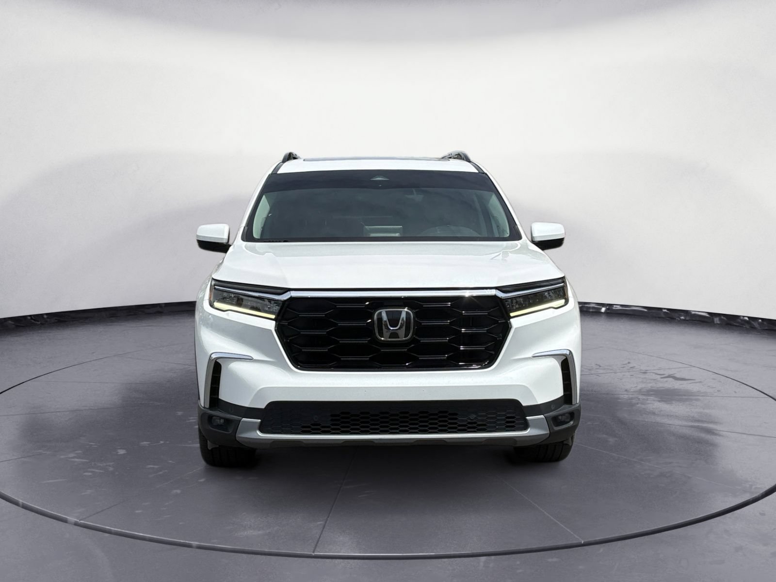 Used 2023 Honda Pilot Touring image 8