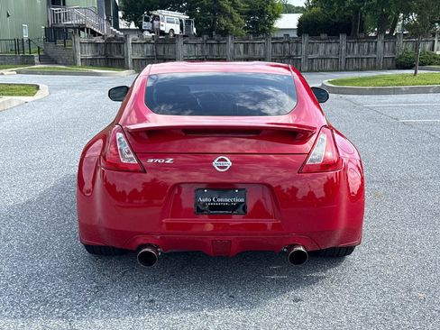 Used 2014 Nissan 370Z Coupe w/ Sport Package RWD image 7