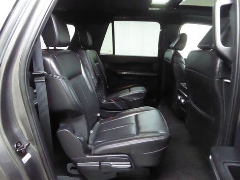 Used 2021 Ford Expedition Max XLT AWD/4WD image 30