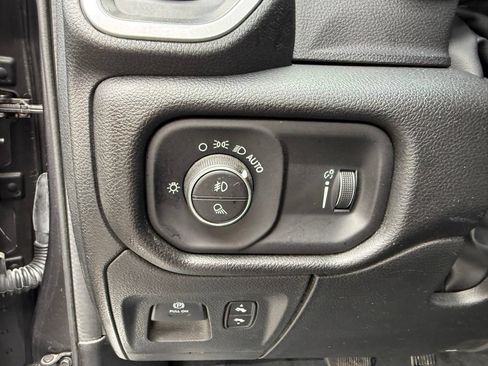 Used 2022 RAM 1500 Big Horn RWD image 7