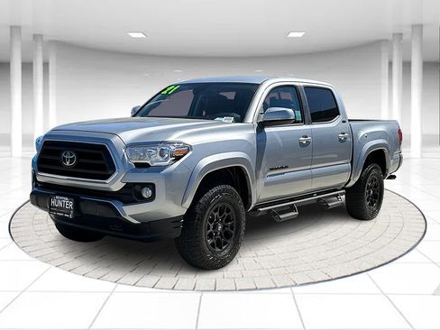 Used 2021 Toyota Tacoma SR5 w/ Technology Package AWD/4WD image 1