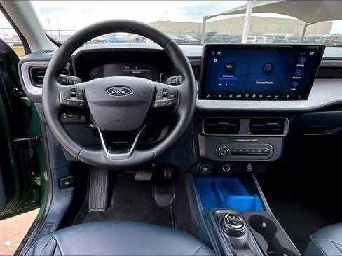 Used 2025 Ford Maverick XLT w/ XLT Luxury Package image 6