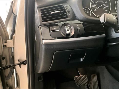 Used 2016 BMW X3 sDrive28i RWD image 30