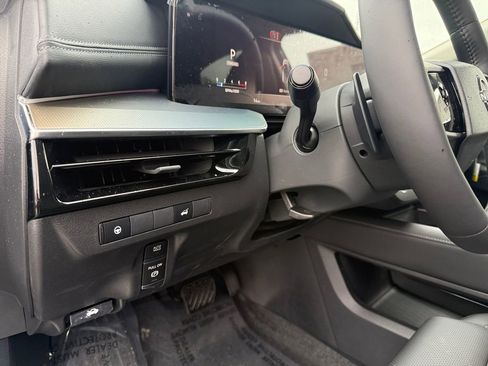 New 2026 Nissan Murano SL image 14