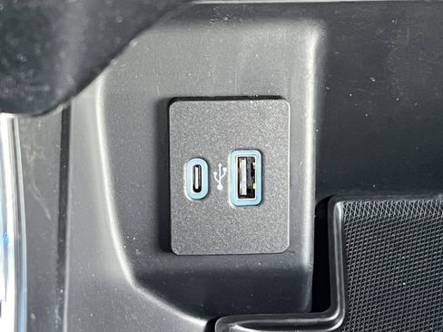 Certified 2022 Ford F150 XLT w/ Equipment Group 301A Mid image 33