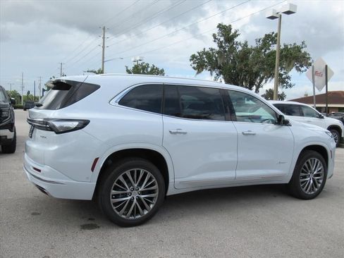 New 2026 Buick Enclave Avenir w/ Super Cruise Package image 6