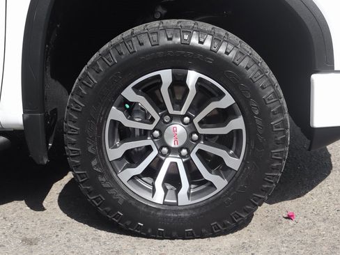 Used 2021 GMC Sierra 1500 AT4 w/ AT4 Premium Package image 49