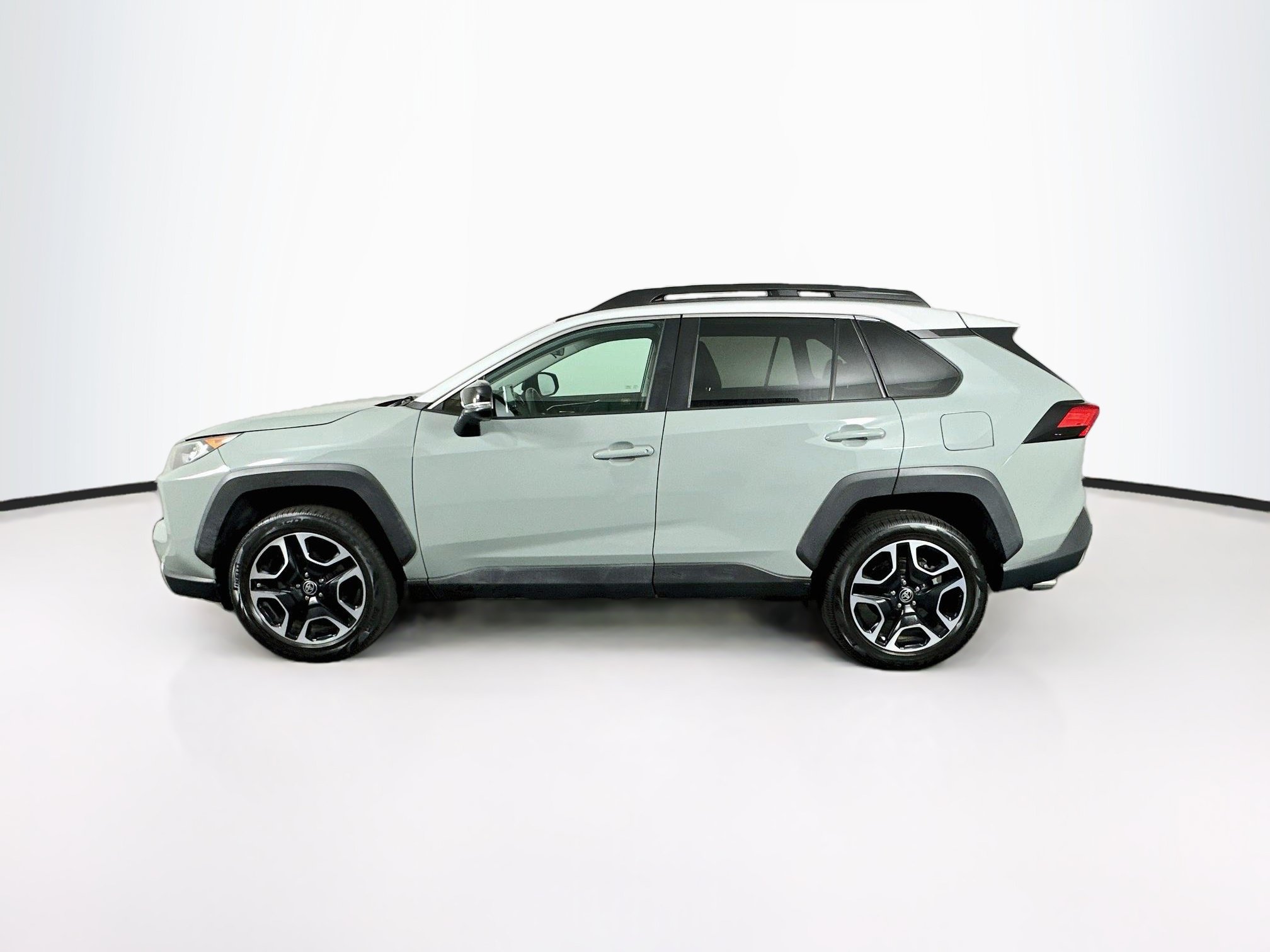 Used 2021 Toyota RAV4 Adventure AWD/4WD image 4