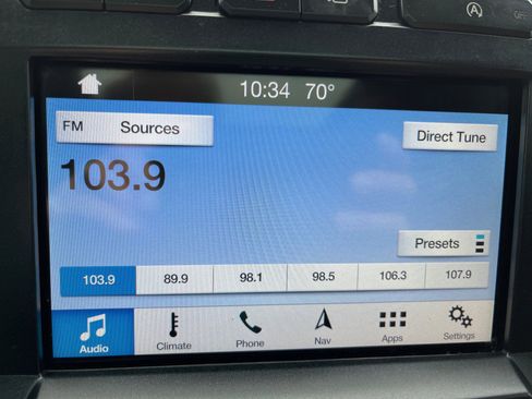 Used 2018 Ford F150 Platinum w/ Equipment Group 701A Luxury image 15