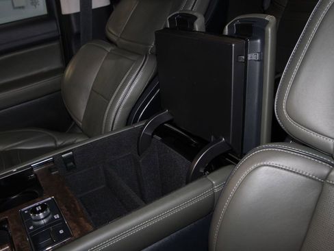 Used 2024 Lincoln Navigator Black Label image 20