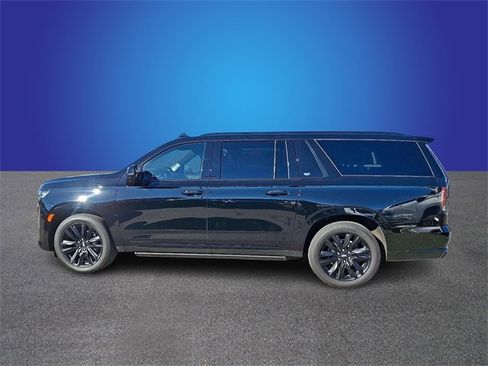 Certified 2024 Cadillac Escalade ESV Sport Platinum image 6