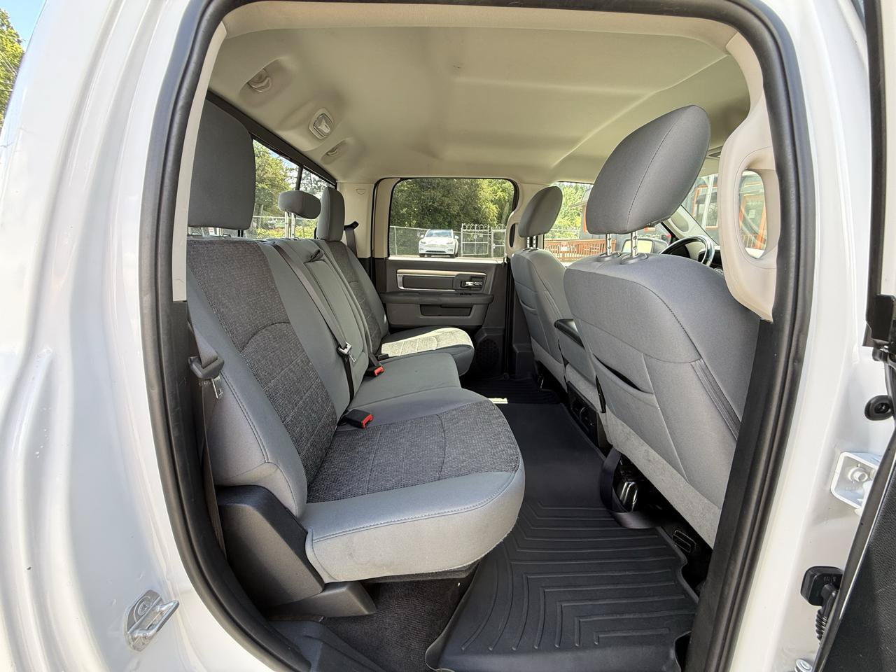 Used 2017 RAM 1500 Big Horn AWD/4WD image 14
