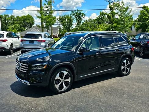 New 2026 Mercedes-Benz GLB 250 4MATIC image 3