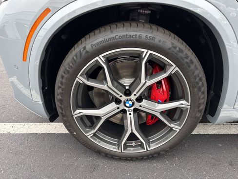 New 2026 BMW X5 xDrive50e w/ M Sport Package image 10