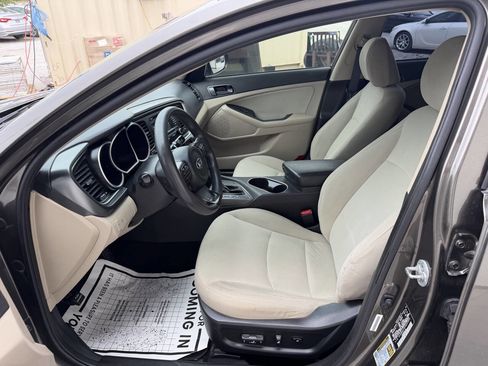 Used 2015 Kia Optima LX w/ LX Convenience Plus Package FWD image 10