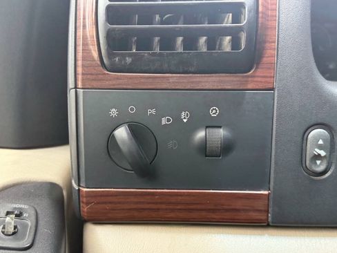 Used 2005 Ford F250 King Ranch AWD/4WD image 15