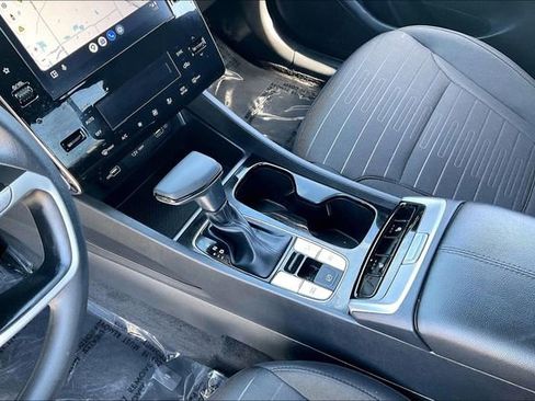 Certified 2024 Hyundai Santa Cruz SEL image 17