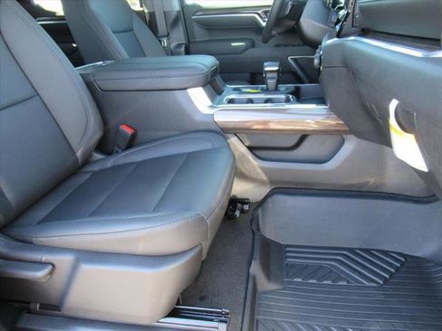 New 2026 Chevrolet Silverado 1500 LT w/ Z71 Off-Road Package image 12