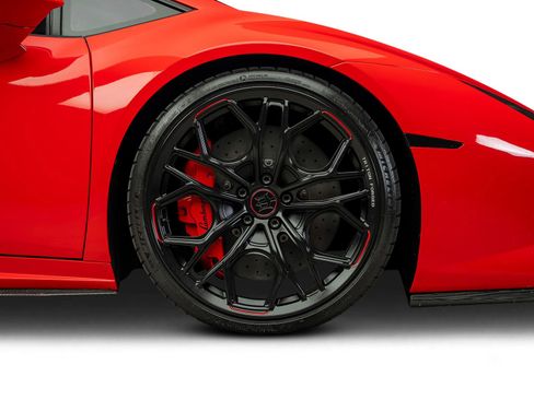 Used 2016 Lamborghini Huracan LP 610-4 AWD/4WD image 32