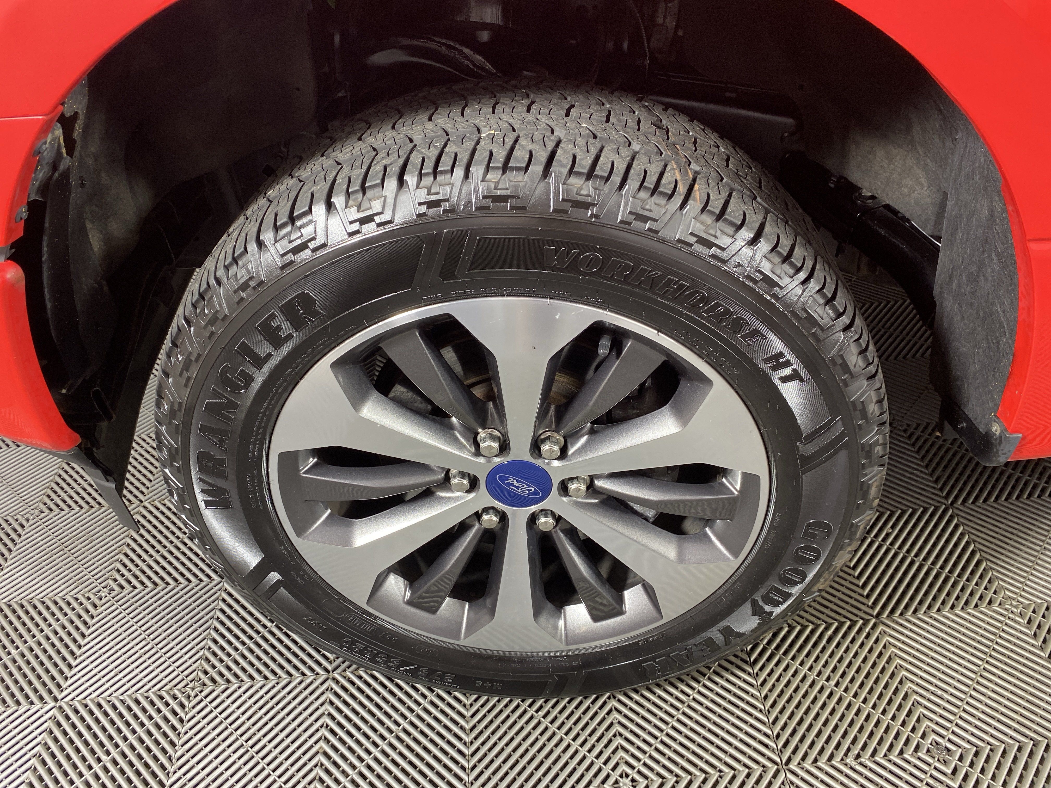 Used 2019 Ford F150 XL w/ Equipment Group 101A Mid AWD/4WD image 11